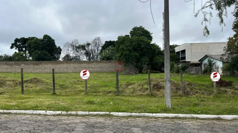 Imagem TERRENO à venda com 1341.74m² por R$ 2.012.000,00 no bairro Centro - PINHAIS / PR