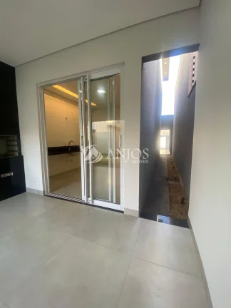 Imagem CASA DISPONIVEL PARA VENDA, NO RESIDENCIAL BELLA SUIÇA SINOP - MT.