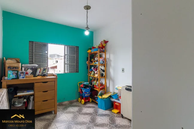 Imagem Casa Sobrado na Vila Dalva com 4 Dormitórios e 2 Vagas de Garagem, Oportunidade