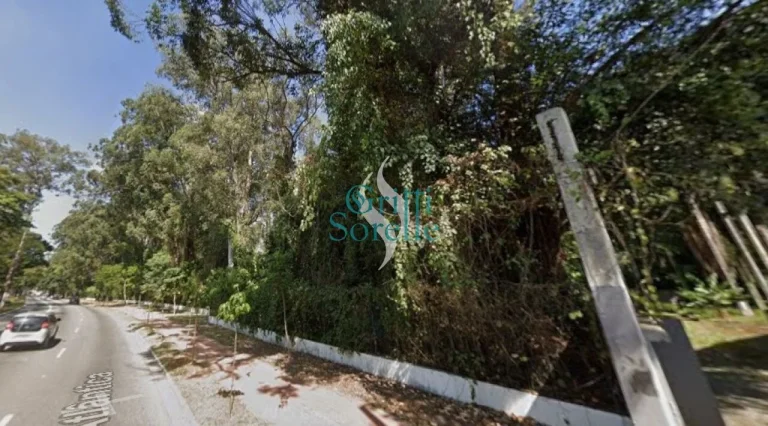 Imagem Terreno à Venda em Interlagos - São Paulo/SP.