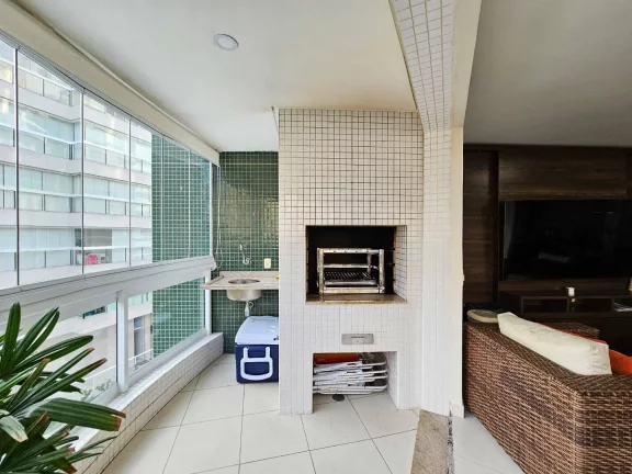 Imagem Apartamento de 3 Suítes com P?(C) na Grama e 155m de Puro Conforto