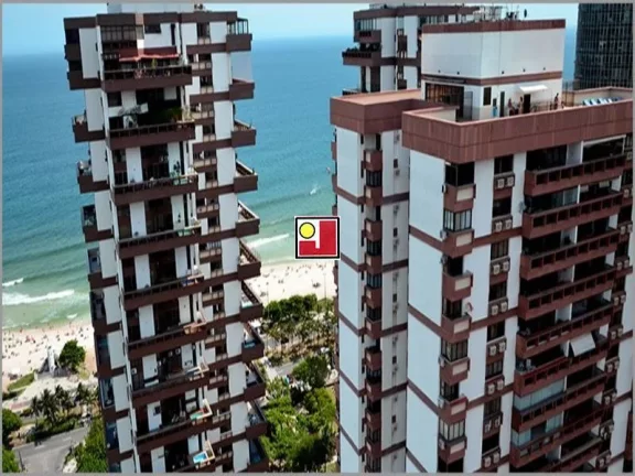 Vendo duplex Barramares, frontal mar, vista espetacular, original 4Q, 303m², R$4.100.000, 3 vg, portaria 24h, tênis, piscinas, churrasqueiras, futebol