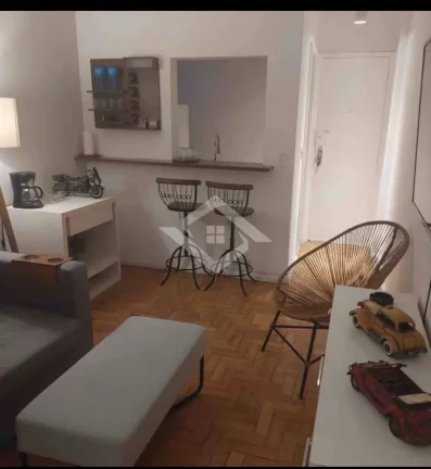 Imagem Apartamento de 1 Quarto Mobiliado no Leblon | Já disponível no Airbnb