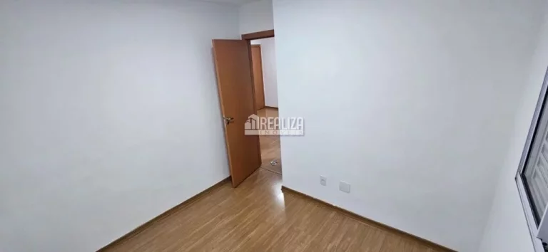 Imagem Apartamento para alugar no Condomínio Residencial Turim, no bairro Recreio dos Bandeirantes, em Uberaba