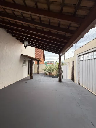 Imagem VENDE-SE EXCELENTE CASA NO JARDIIM LIMA