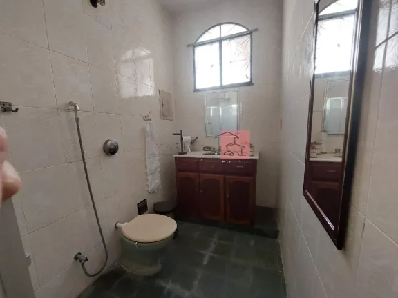 Imagem Casa para Venda em Araruama/RJ - 4 Dorm. 180 m2 Área Útil