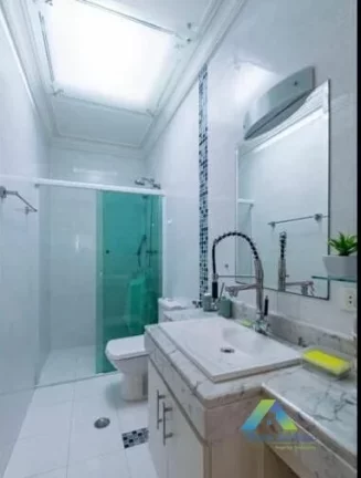 Imagem Casa em condomínio 380 metros, 3 dormitórios, 3 suítes, 3 vagas com excelente localização e valor !!!