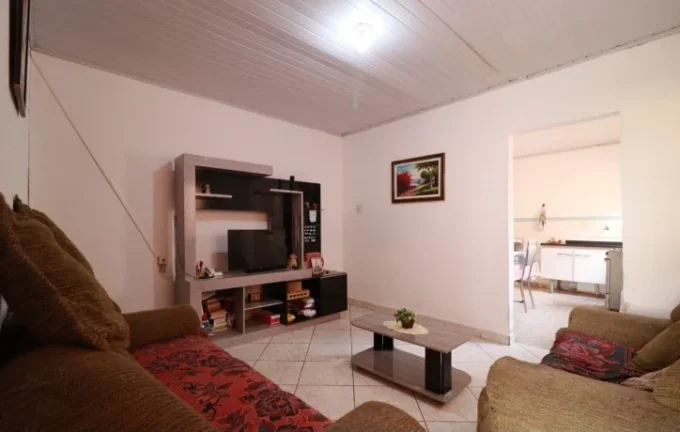 Imagem Casa à Venda com 95m², 2 dormitórios, 1 sala e 1 vaga!!!