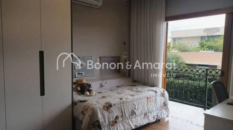 Imagem Linda e espaçosa casa com sala de estar, sala de jantar, cozinha, copa, lavabo, varanda gourmet, ri...