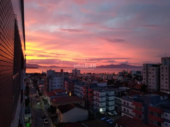 Imagem Apartamento à Venda na Praia Comprida, São José, 2 Quartos, 89m²