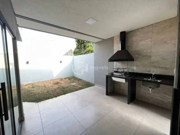 Imagem Imóvel de luxo na Vila Planalto: Casa com 3 quartos, 3 suítes, 1 sala e 2 vagas de garagem em Campo Grande-MS!
