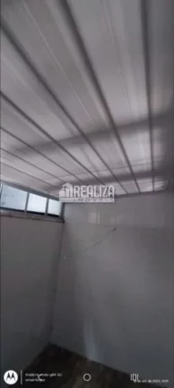 Imagem Apartamento de 2 dormitórios com móveis planejados e portaria 24hrs no Condomínio Parque Ucrânia, em Uberaba