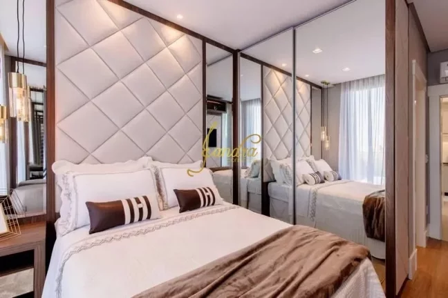 Imagem Sobrado finamente mobiliado e decorado com 472m2 de área construída e piscina