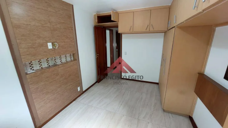 Imagem Apartamento com 2 dormitórios, 70 m² - venda por R$ 250.000,00 ou aluguel por R$ 1.551,57/mês - Centro - São Gonçalo/RJ