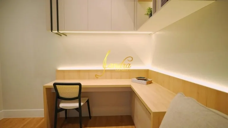 Imagem Casa em condomínio fechado beira de lago com 05 suítes_- entrega maio 2022