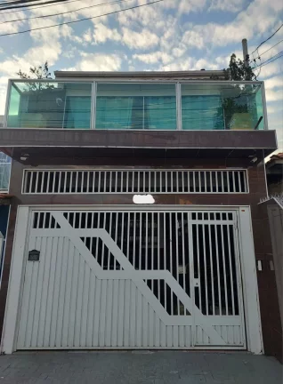 Imagem Sobrado a venda com 3 dorms sendo 1 suíte - Vila Arriete