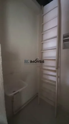 Imagem Apartamento a Venda no bairro Vila Três - São Gonçalo, RJ