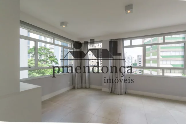 Imagem Apartamento na Rua Conselheiro Brotero com 3 quartos (1 suíte) e 2 vagas, 164 m² todo reformado
