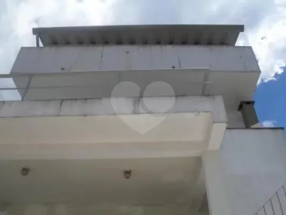 Imagem Sobrado à venda com 3 quartos, sendo 3 suítes, em Morumbi, São Paulo - SP