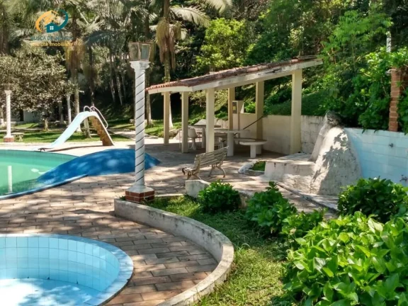 Imagem Chácara em área com 25.200m²