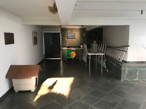 Imagem Casa para Venda em Mairinque, Centro, 3 dormitórios, 3 suítes, 1 banheiro, 2 vagas