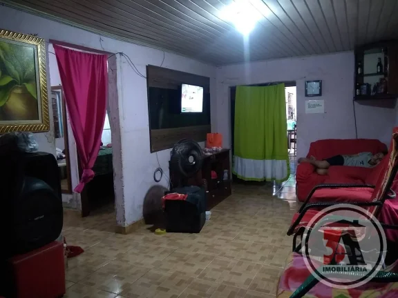 Imagem Excelente ponto comercial com uma casa e edícula