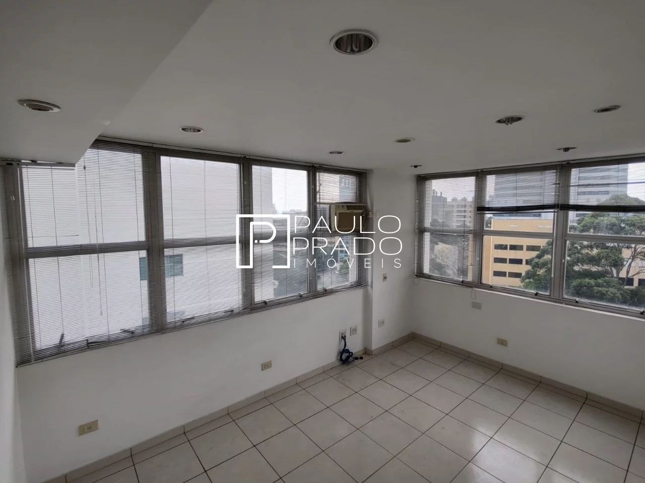 Imagem Conjunto Comercial para Locação - Cerqueira Cesar próximo do HCOR e Hospital das Clínicas