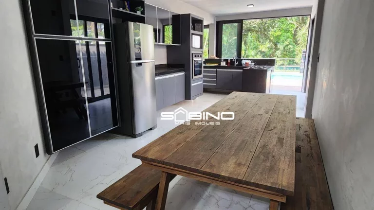Imagem Casa à Venda, com 5 dormitórios 4 suítes 330m², 6 vagas na Riviera de São Lourenço Bertioga SP