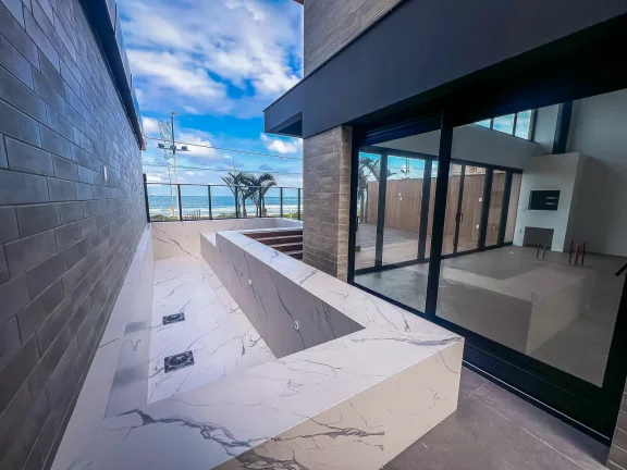 Imagem Diferenciado com 4 dormitórios à venda sendo 4 suítes, 345.2 m² por - R$ 21.500.000,00 - Praia Brava - Itajaí/SC