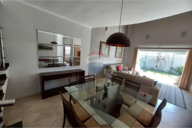 Imagem Casa de Condomínio: Moderna e Totalmente Mobiliada no Condomínio Vila dos Inglezes