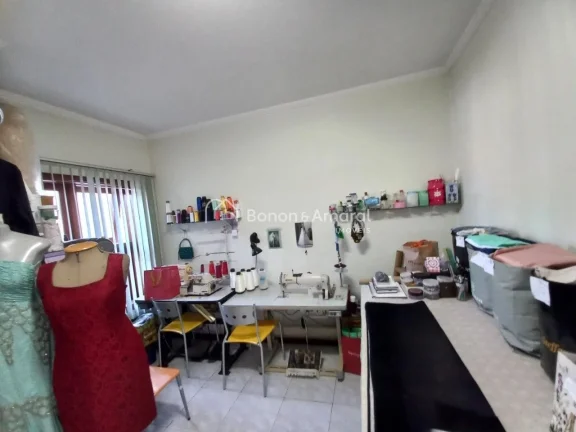 Imagem Excelente oportunidade de aquisição! Linda casa à venda em condomínio próximo ao centro de Vali...