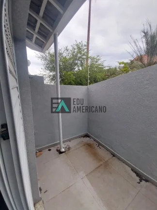 Imagem Casa térrea reformada condomínio vila Atibaia 2 dorm. Jd. São Felipe