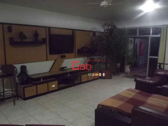 Imagem Apartamento com 3 dormitórios à venda, 220 m² por R$ 1.900.000,00 - Praia do Forte - Cabo Frio/RJ