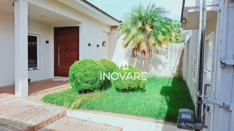 Imagem Casa com 3 dormitórios à venda, 320 m² por R$ 1.300.000,00 - Alto da Boa Vista - Itumbiara/GO
