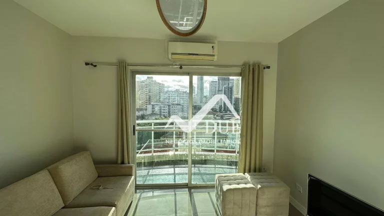 Imagem Cobertura duplex com 4 quartos, churrasqueira e piscina no condomínio à venda, 222 m² por R$ 1.550.000 - Ponta da Praia - Santos/SP