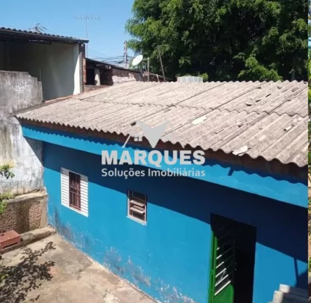 Imagem Imovel com 3 casas, terreno de 400m2