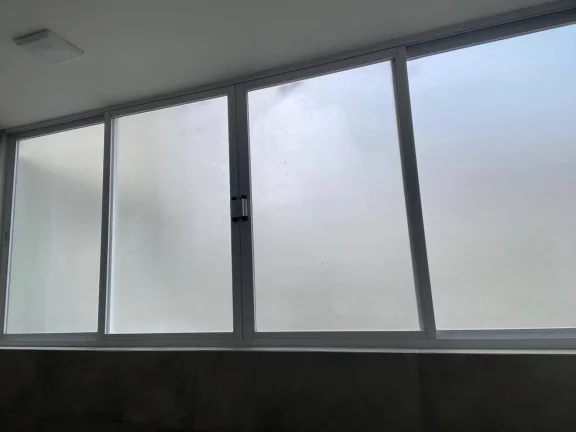 Imagem Excelente apartamento todo reformado de 2 dormitórios -Boqueirão!