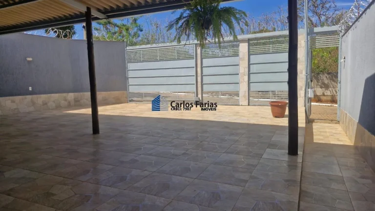 Imagem Casa em Condomínio para Venda em Brasília, Setor Habitacional Jardim Botânico, 3 dormitórios, 1 suíte, 3 banheiros, 4 vagas
