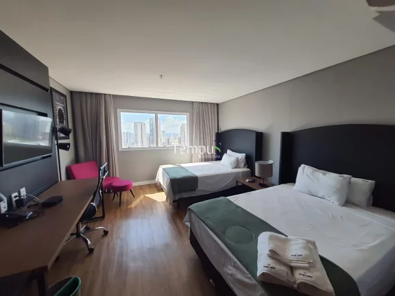 Imagem Qs Marista Residence - Ágio de Flat, no QS Marista Residence, mobiliado, possui 2 camas de casal, ar condicionado, armário, com 32m²