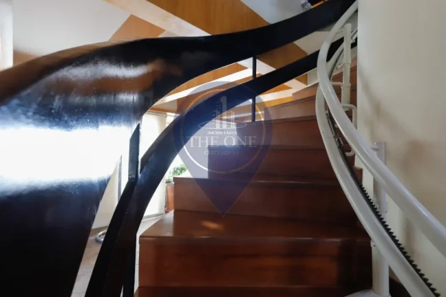 Imagem Cobertura de luxo em Perdizes: 2 quartos, 2 suítes, 3 salas, 3 banheiros, 3 vagas, 196m² na cidade de São Paulo-SP.