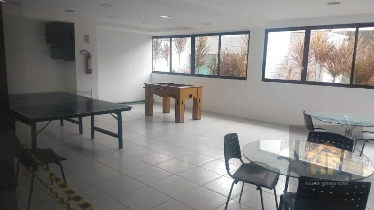 Imagem Apartamento de 66m² à venda, com 3 quartos (1suíte), localizado em Candeias, Jaboatão dos Guararapes - Pernambuco.