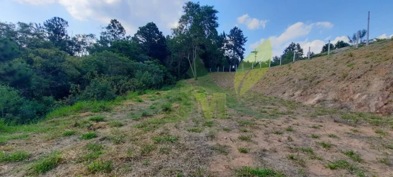 Imagem Terreno À Venda em Condomínio cercado pela Natureza com 3203m²