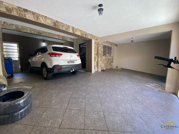 Imagem Casa com 3 quartos (1 suíte) na Vila Aparecida à Venda em Jundiaí/SP