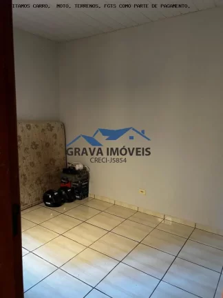 Imagem Casa Usada para Venda em Sarandi, Parque Residencial Bom Pastor, 3 dormitórios, 1 banheiro, 2 vagas