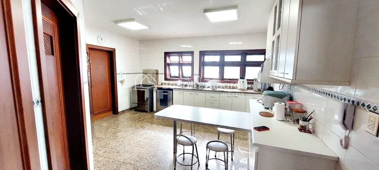 Imagem Casa Térrea a Venda, Linda, Charmosa e Aconchegante, Rica em Armários, Condomínio Fechado, Bairro...