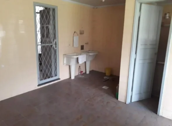 Imagem Casa para Venda em Rio de Janeiro, Campo Grande, 5 dormitórios, 1 suíte, 4 banheiros, 30 vagas