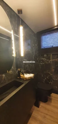 Imagem Apartamento Mobiliado, Decorado com 03 Suítes, Cozinha Integrada com Churrasqueira a Carvão, Vista para o Mar, Localizado na Quadra Mar de Balneário Camboriú -SC