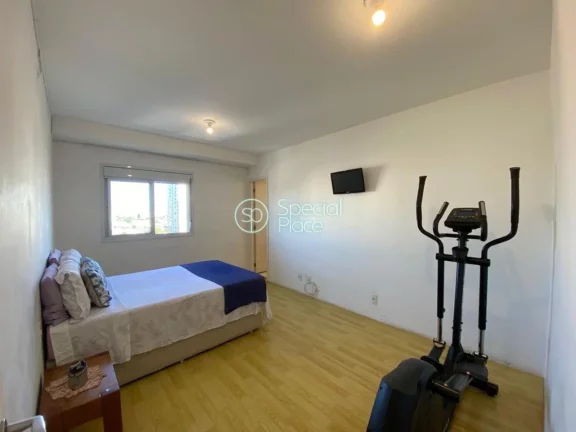 Imagem Amplo apartamento à venda com 4 quartos, sendo 2 suítes, e 4 banheiros no total. Este apartamento ...