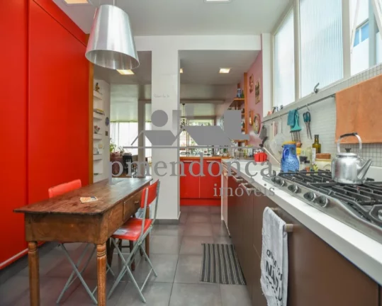 Imagem Apartamento na Rua Sergipe com 3 quartos (1 suíte) e 1 vaga, 220m².