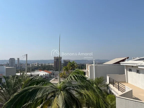Imagem Apresentamos esta magnífica casa assobradada localizada no exclusivo Condomínio Porto Seguro Villa...
